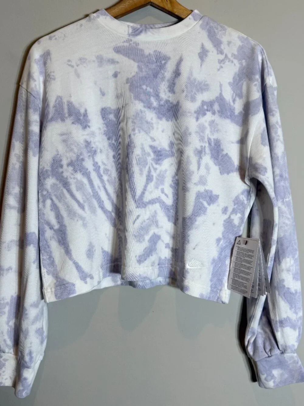 Nike Tie-Dye Cropped Sweatshirt Pullover Girls' XL Purple Active Athletic School